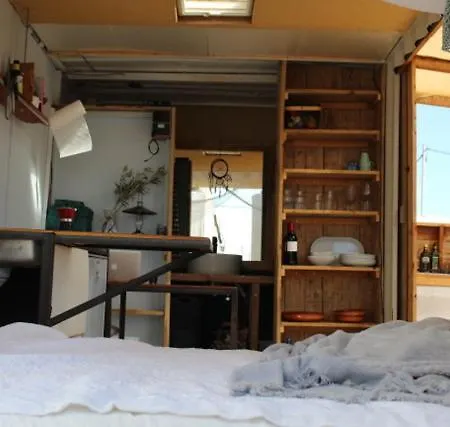 מלון Micro House